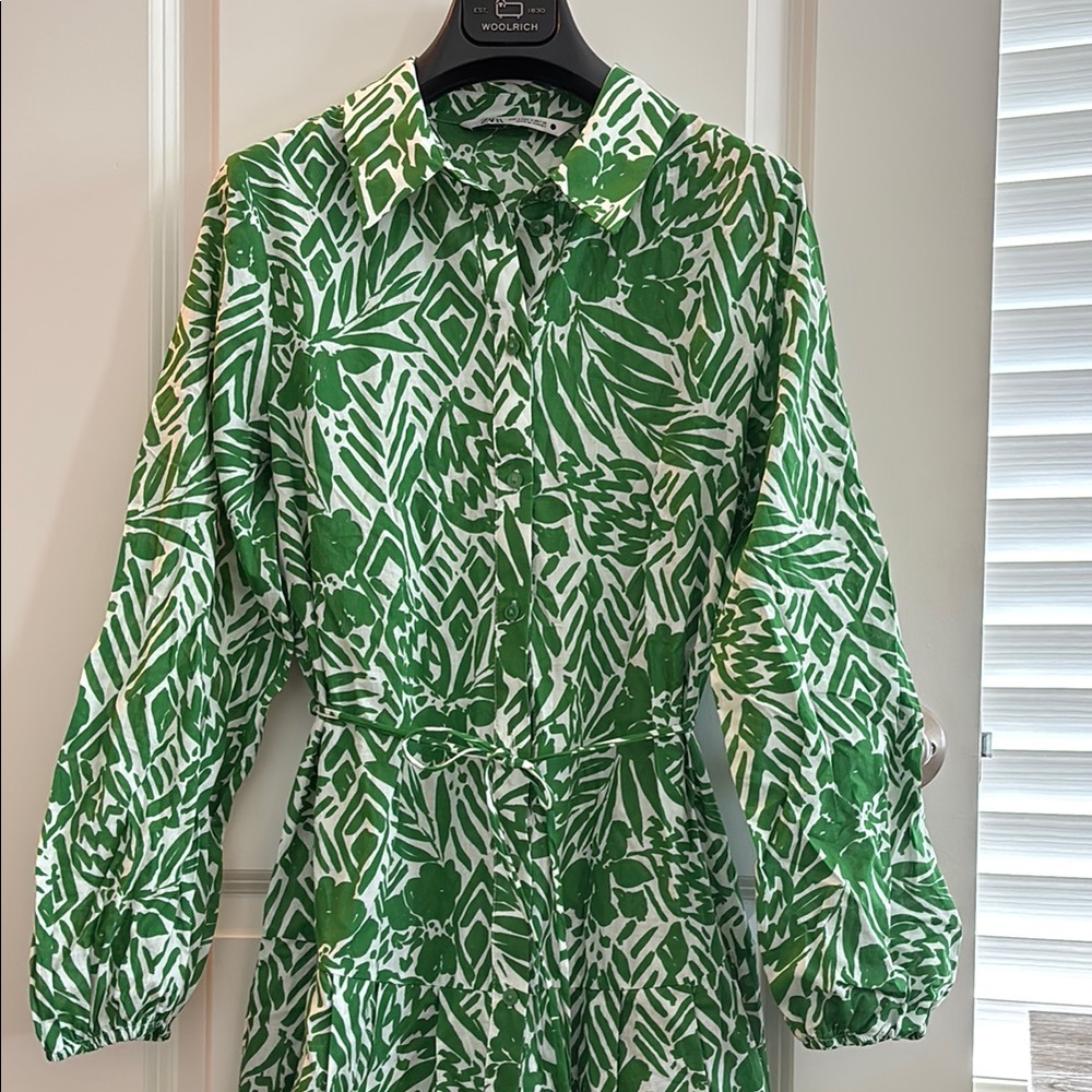 Zara Green and White Patterned maxi Dress New without the tag